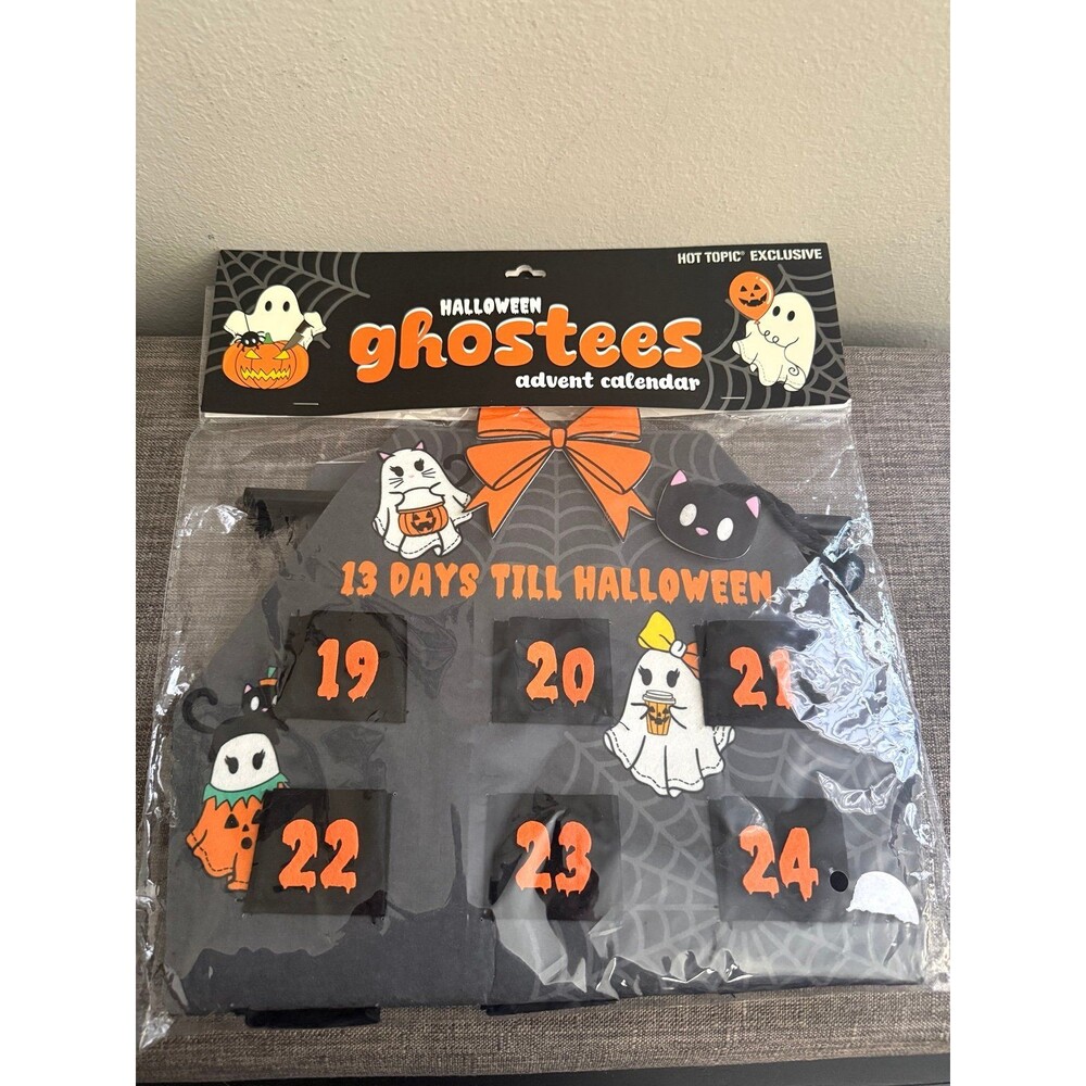New Halloween Ghostees Pocket Countdown Calendar * Hot Topic Exclusive*